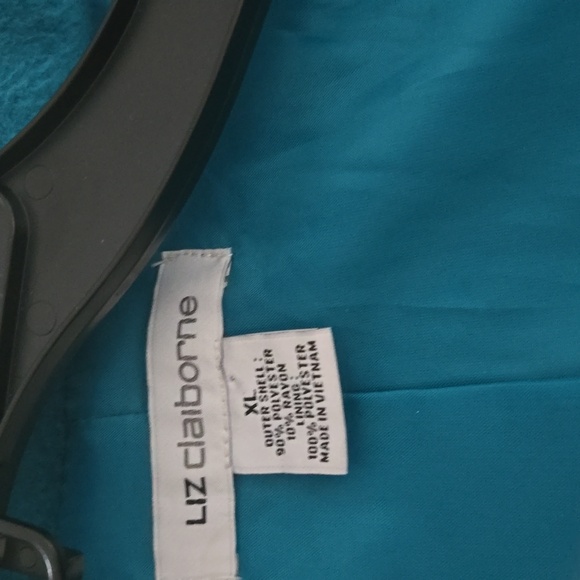 Coat/Jacket - Picture 9 of 9